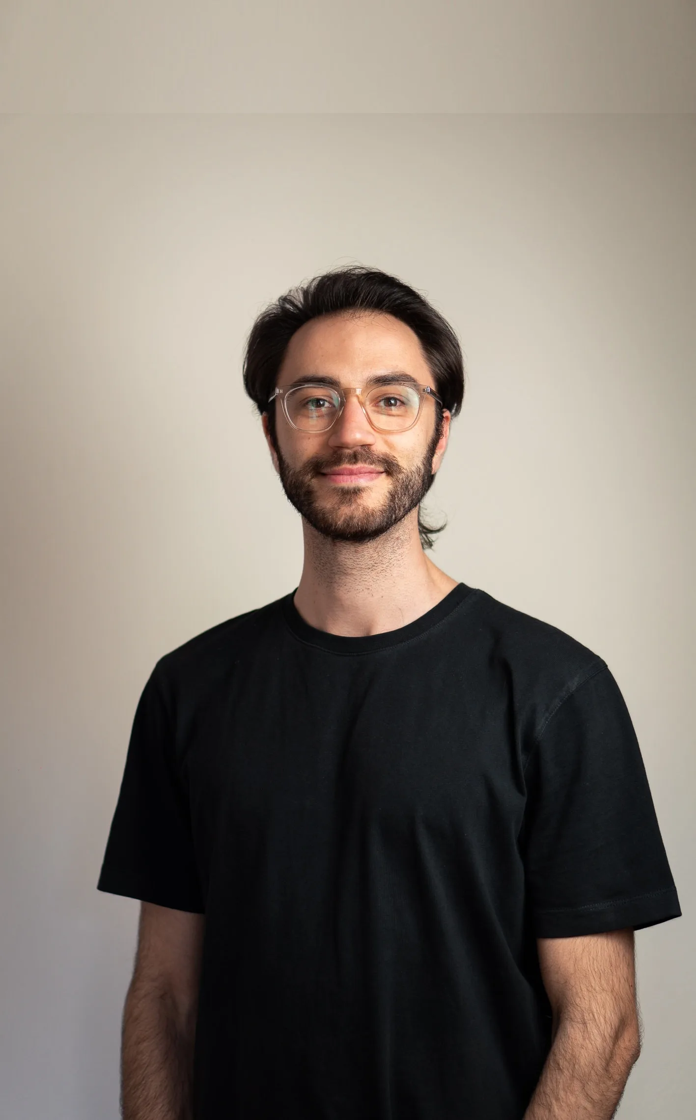 Architetto Nelu Dragomir — Co-Fondatore ed Esperto in Marketing e Brand Identity di MTA Visual, strategie di crescita e posizionamento di marca B2B